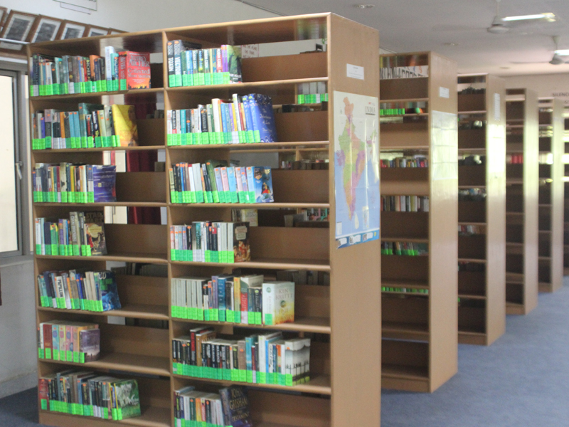 7. Well equipped library